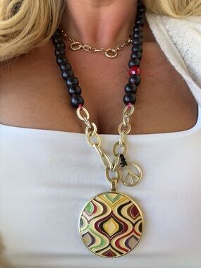 Fossil : Retro Multicolor Enamel Pendant Necklace & Peace Sign Charm